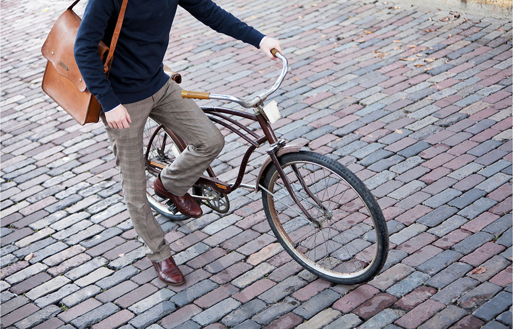 Italian Leather Bags: Embracing Men's Fashion