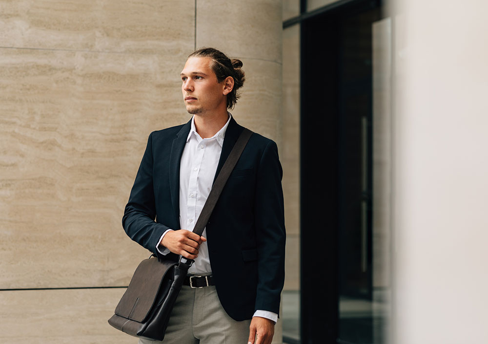 Italian Leather Bags: Embracing Men's Fashion