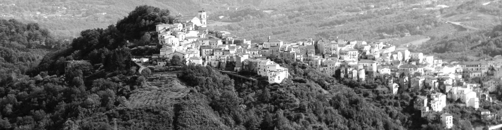 Une colline italienne traditionnelle