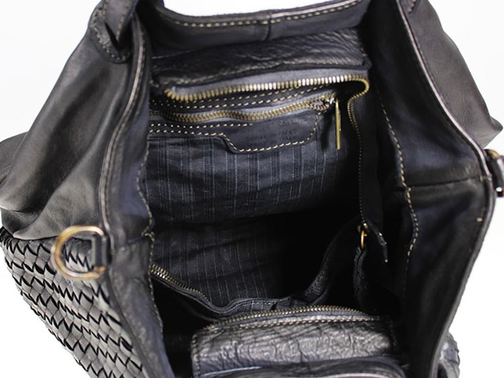 Assisi (black) - Large, soft, vintage leather shoulder bag